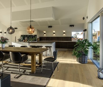 Hallmark Flooring Serenity Bliss Oak